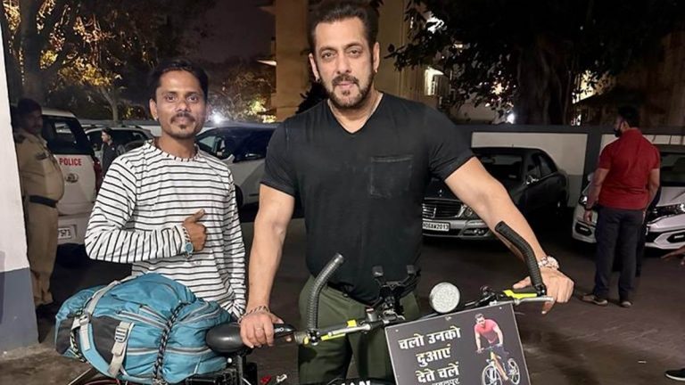 जबलपुर से मुंबई सलमान से मिलने साइकिल से पहुंचा समीर