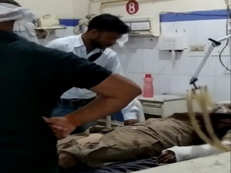पत्नी के मायके से वापस नहीं आने पर पति ने वीडियो कॉल कर लगाई फांसी