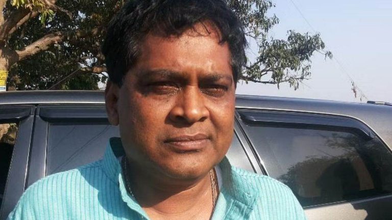 स्वास्थ्य मंत्री को बदमाशों ने गोली मारी, हालत गंभीर