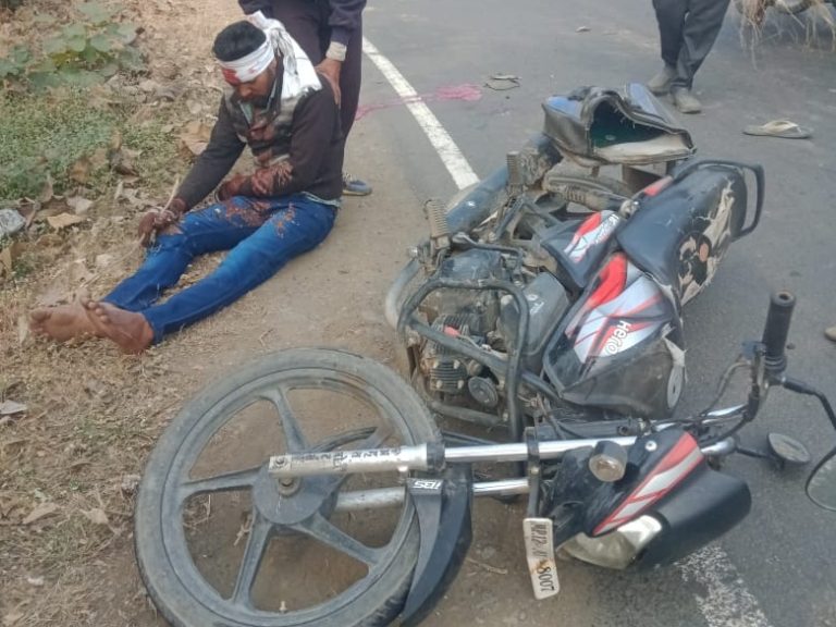 अपने ससुराल जा रहे युवकों अज्ञात वाहन ने मारी टक्कर, हुई मौत