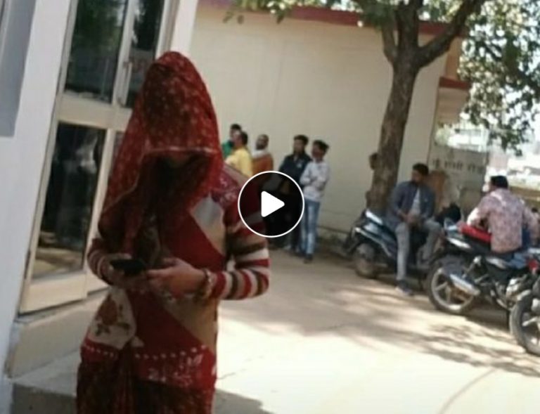 घुमाने के बहाने दोस्त ने महिला के साथ किया रेप