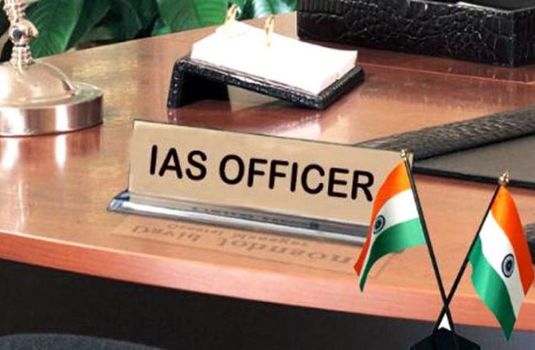 नए साल पर प्रमोशन, IAS कोठारी और नरहरि बने प्रमुख सचिव