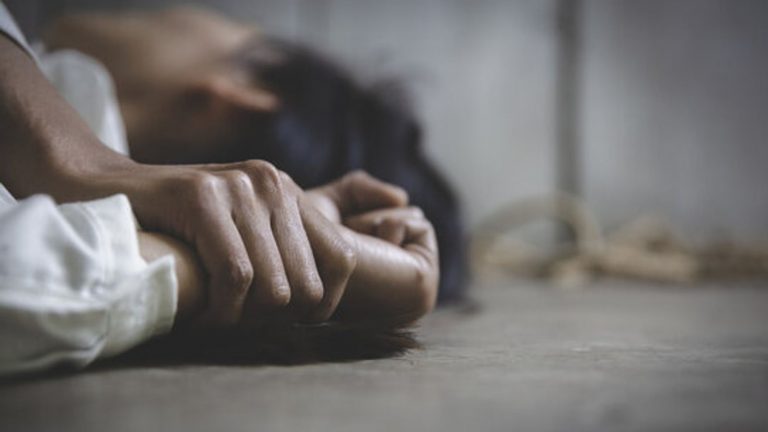 मजदूर महिला के साथ युवक ने किया दुष्कर्म