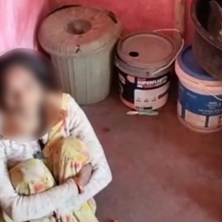 11वीं कक्षा में पड़ने वाली छात्रा को भागा ले गया JCB ड्राइवर 