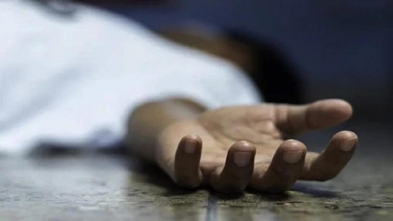 पिता के सामने पांचवीं मंजिल से गिरकर तीन वर्षीय बालक की मौत