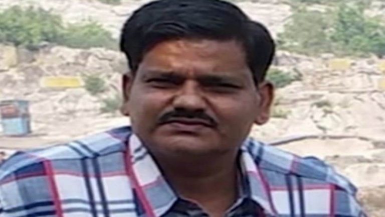 बोर्ड परीक्षा में ड्यूटी के दौरान सहायक शिक्षक को आया दिल का दौरा, हुई मौत