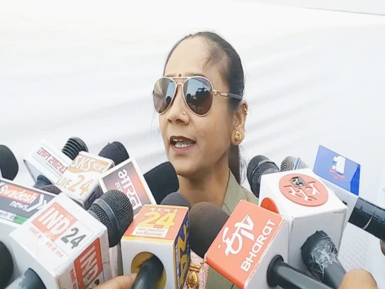 विधायक रामबाई ने कहा सिंधिया ने अपने हित के लिए पार्टी बदली