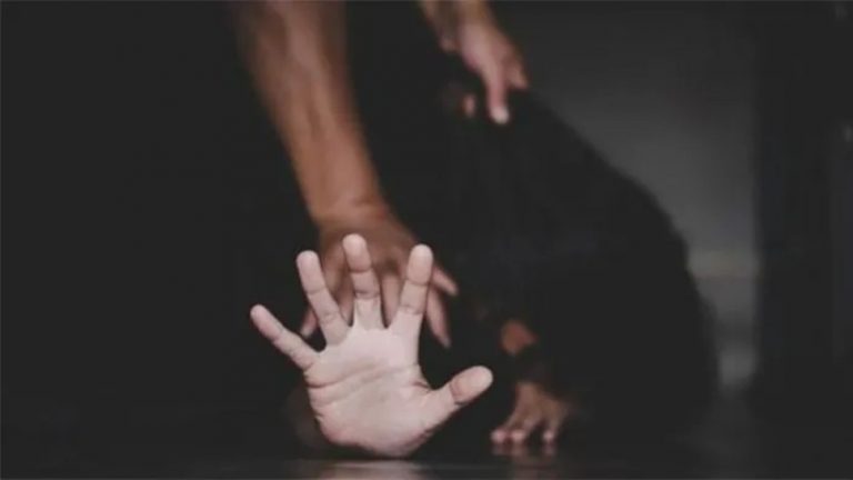 दोस्त ने होटल में बुलाकर युवती से किया दुष्कर्म