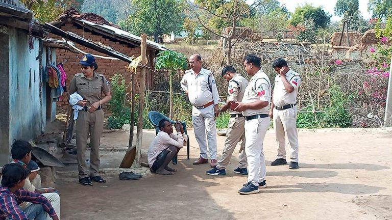 पति ने पत्नी की लाठी डंडे से पीट-पीटकर कर दी हत्या 