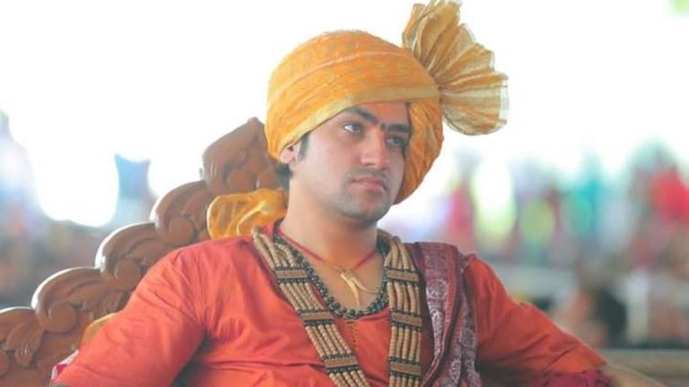धीरेंद्र शास्त्री का महाराष्ट्र में विरोध, कांग्रेस नेता ने CM को पत्र लिखकर कही ये बात