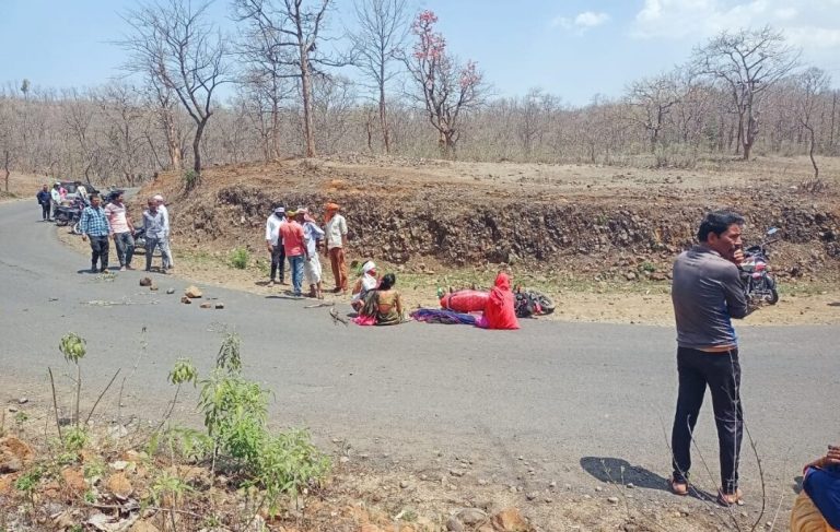 तेज रफ्तार ट्रक ने 5 साल की मासूम को रौंदा, पति–पत्नी घायल