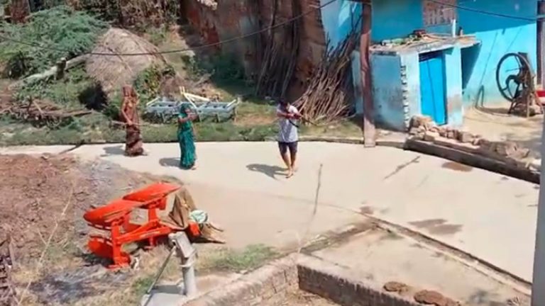 मुरैना में खूनी संघर्ष, फायरिंग में चार पांच लोगों को मारे जाने की सूचना