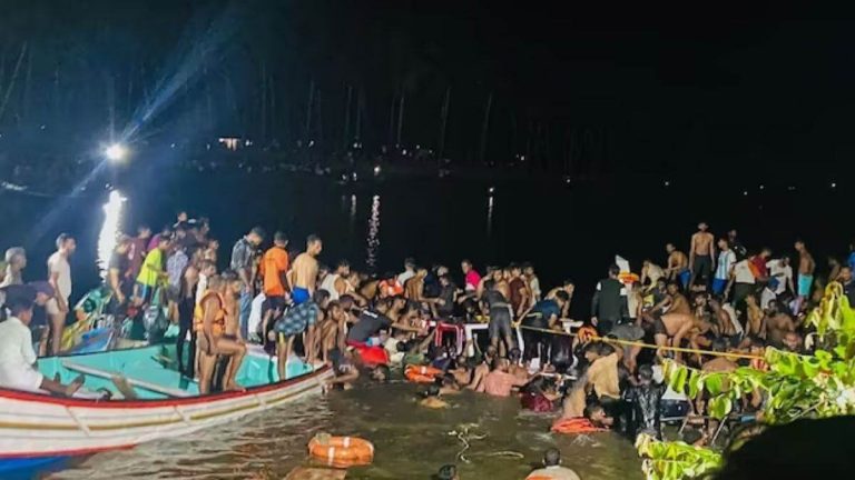 केरल हाउसबोट हादसे में 7 बच्चों समेत 22 लोगो की मौत