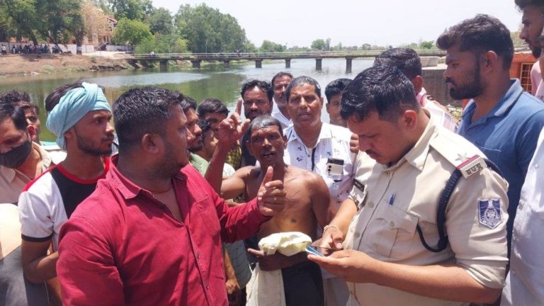 नदी में नहाने पहुंचे तीन किशोरों की डूबने से मौत, जांच में जुटी पुलिस