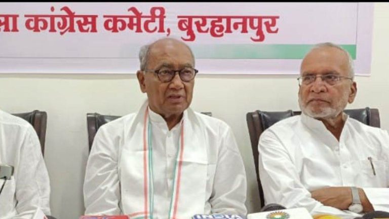 दिग्विजय सिंह बोले- राष्ट्रपति से नए संसद भवन का उद्घाटन नहीं कराना आदिवासियों का अपमान