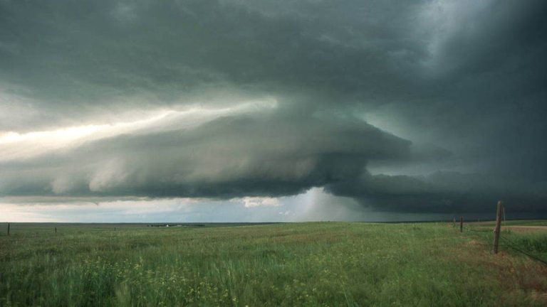 मौसम फिर लेगा करवट, इन राज्यों में बारिश का अलर्ट