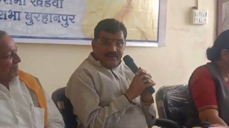 सांसद बोले- हनुमान जी सिर्फ भाजपा को देंगे आशीर्वाद