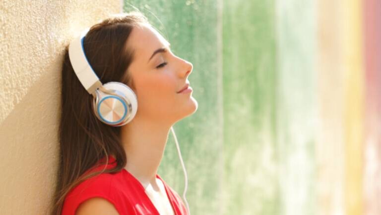 ईयरफोन का ज्यादा उपयोग करने वालो के लिए ये जरूरी खबर