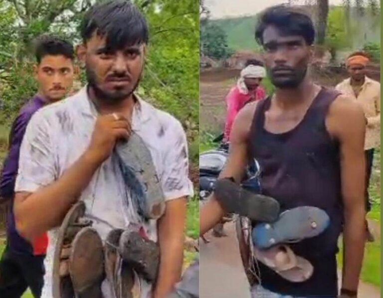 ग्रामीणों ने मनचले युवकों को जूतों की माला पहनाकर निकाला जुलूस