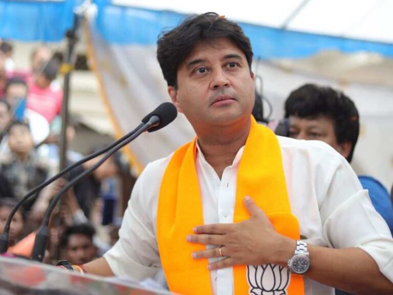 सिंधिया बोले- देश के इन हवाई अड्डों पर इतने विमान बेकार खड़े