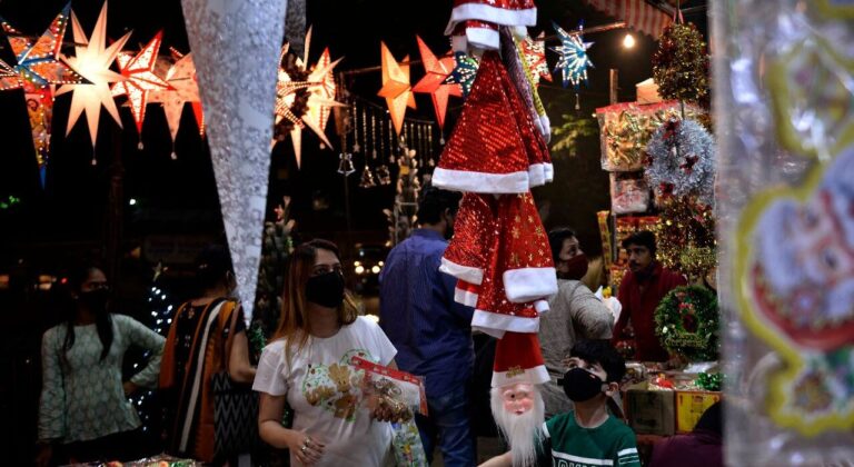 बच्चों को ‘सांता क्लॉज’ बनाया तो स्कूलों पर होगी ये कार्रवाई