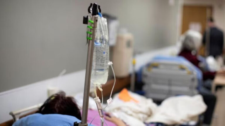 हैजा का कहर: 2 मौतें, 134 लोग बीमार, दूषित पानी की शिकायतें अनसुनी