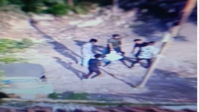 MP में पेशाबकांड: बदमाशों ने युवक की पिटाई के बाद किया पेशाब, वीडियो वायरल