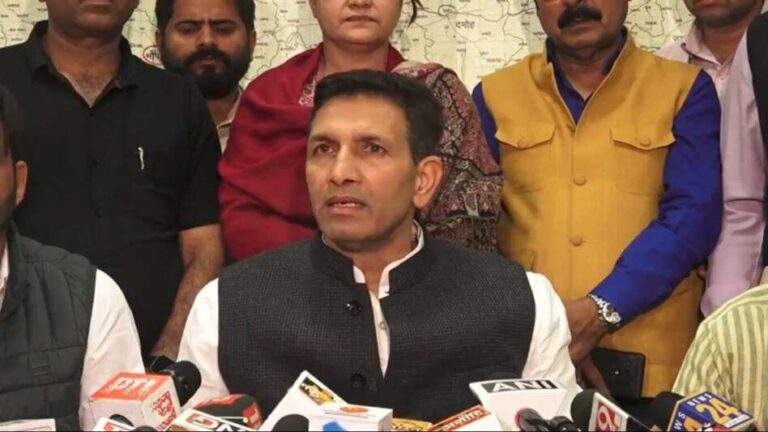 उपचुनाव में बीजेपी के नाराज नेताओं को मना रही कांग्रेस, इन नेताओं पर जमाई नजरें