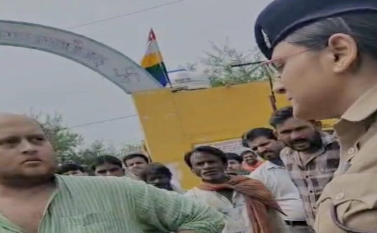 दिग्विजय सिंह के भतीजे ने सरकारी कार्यक्रम में डाली बाधा, सिगरेट पीते हुए वीडियो वायरल
