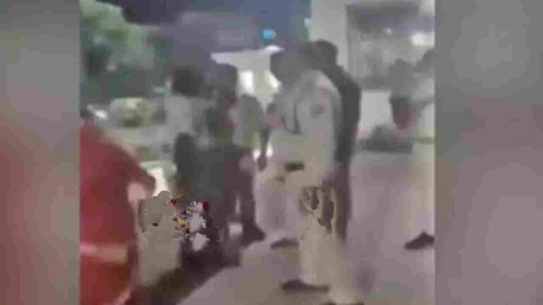 छेड़छाड़ पीड़िता को टीआई ने मारा थप्पड़, जमीन पर गिरी महिला, आरोपियों पर नहीं हुई कार्रवाई