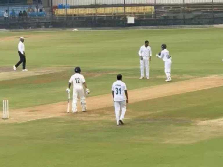 मध्यप्रदेश-कर्नाटक के बीच रणजी मैच, एमपी के कप्तान शुभम शर्मा ने लगाया शतक