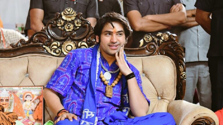 ‘हमने हवस का पुजारी सुना है, हवस का मौलवी क्यों नहीं?- गया में बोले धीरेंद्र कृष्ण शास्त्री