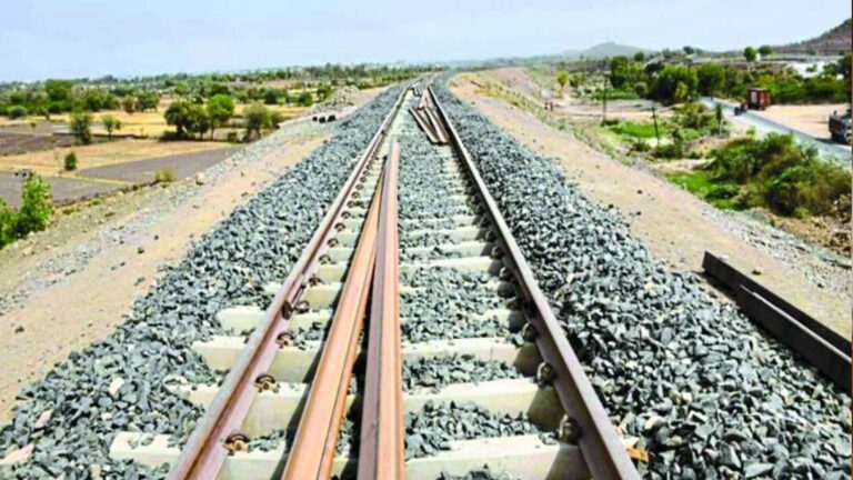धौलपुर बीना के बीच तीसरी लाइन पर ट्रेनें दौड़ेगी इतनी स्पीड से