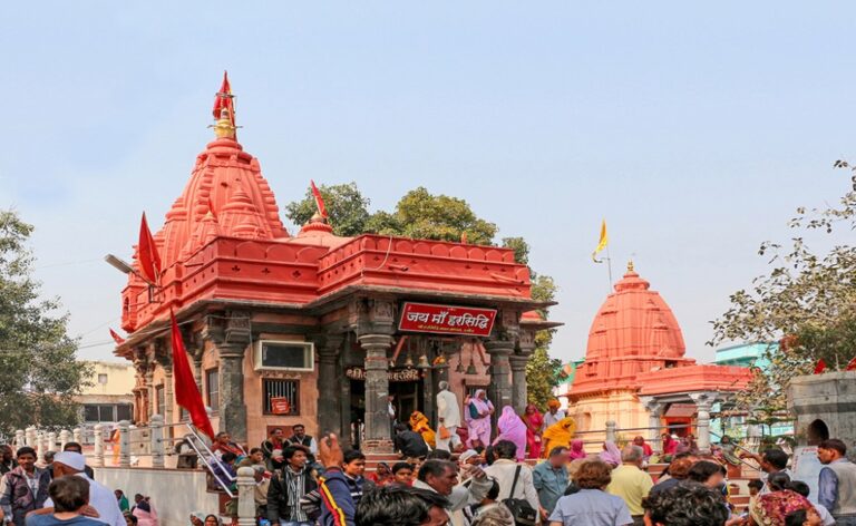 ये हैं एमपी के फेमस देवी मंदिर, जहां नवरात्र में लगती है भक्तों की भीड़