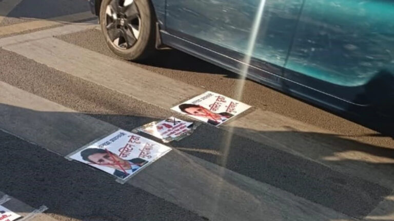 सड़कों पर चिपकाई कनाडा के पीएम ट्रूडो की तस्वीर, जानिए पूरा मामला