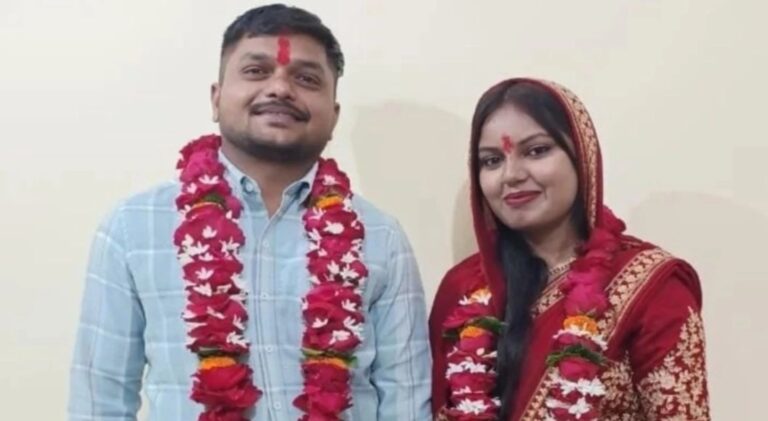 RPF जवान की पत्नी का शव संदिग्ध अवस्था में साड़ी के फंदे पर लटका मिला