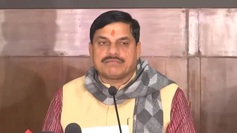 कचरे पर सीएम का बड़ा बयान ,अभी सिर्फ  डंप किया गया