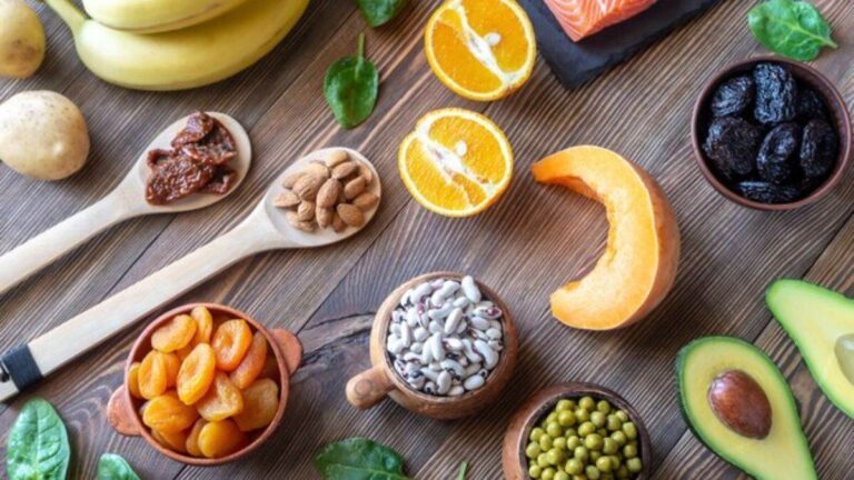 सर्दियों में खाएं ये फल, मिलेगा भरपूर प्रोटीन और बेहतरीन सेहत