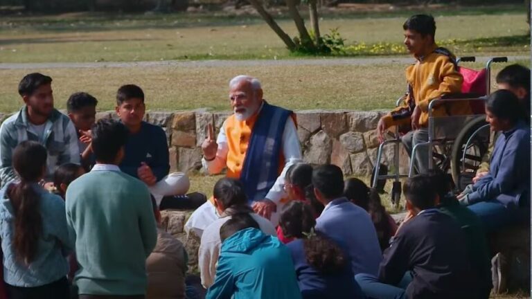 परीक्षा पे चर्चा में पीएम मोदी ने दिए अहम टिप्स, एग्ज़ाम प्रेशर पर बात