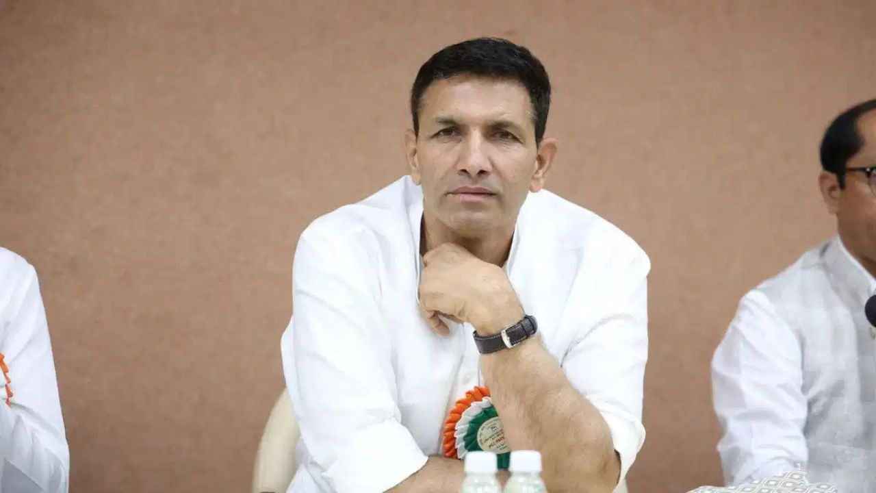 MP News: मानव मल कांड में जीतू पटवारी पर लगा बड़ा आरोप, FIR के बाद कांग्रेस में मचा हड़कंप