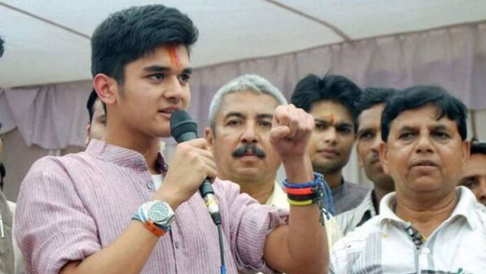 MPL 2025: महाआर्यमन सिंधिया बोले- MPL फाइनल सिर्फ मैच नहीं, मध्यप्रदेश क्रिकेट का स्वर्णिम युग तय करेगा।