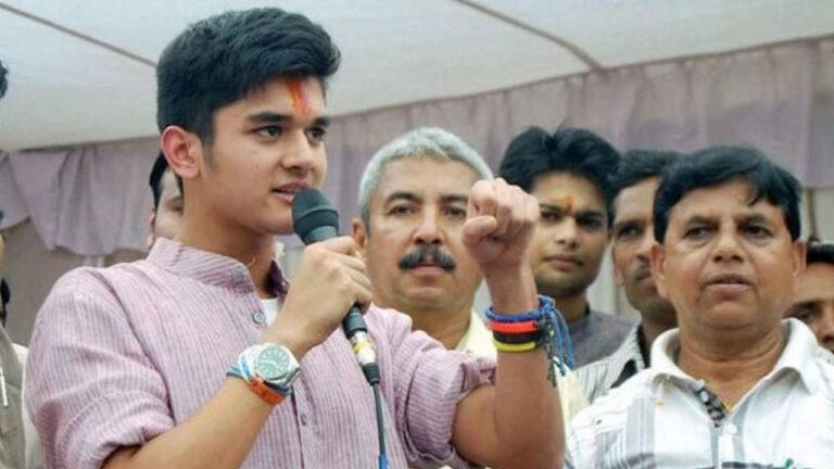 MPL 2025: महाआर्यमन सिंधिया बोले- MPL फाइनल सिर्फ मैच नहीं, मध्यप्रदेश क्रिकेट का स्वर्णिम युग तय करेगा।