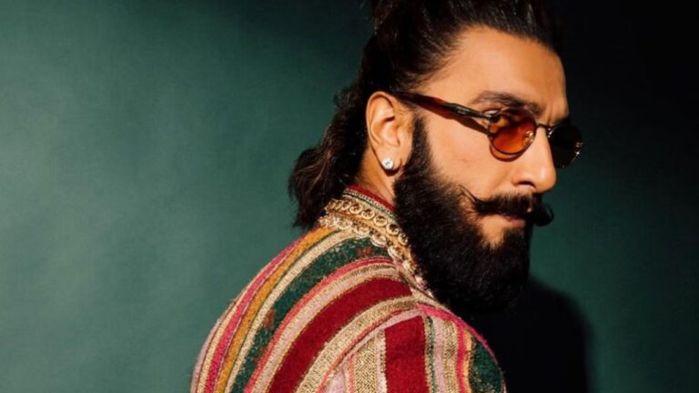 Ranveer Singh का ‘धुरंधर’ लुक हुआ लीक! चश्मा और दाढ़ी में पहचाना नहीं गया हीरो!
