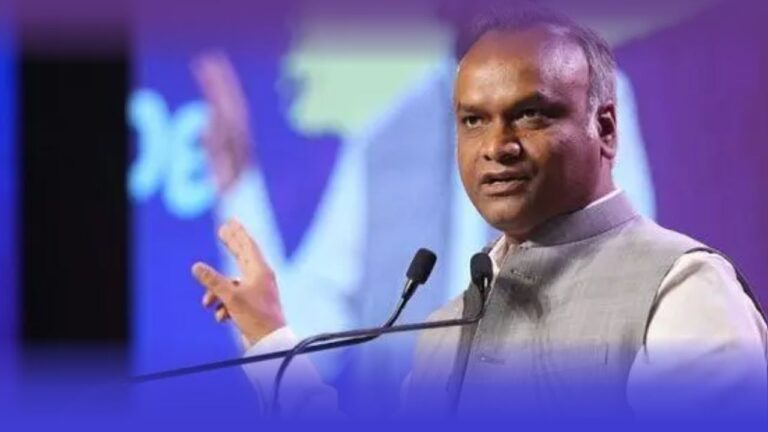 Karnataka Fake News Law: अफवाहों पर लगेगी लगाम! क्या अब वायरल पोस्ट भेजेगी जेल? कर्नाटक का फेक न्यूज कानून बना चर्चा का विषय