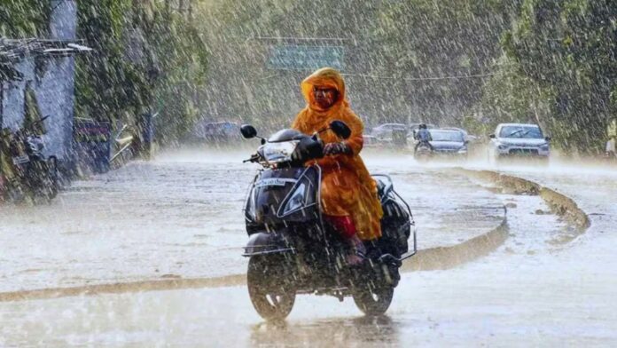 MP Monsoon: मंडला में 190 मिमी बारिश, हाईवे बंद – क्या बाढ़ की ओर बढ़ रहा है मध्यप्रदेश?