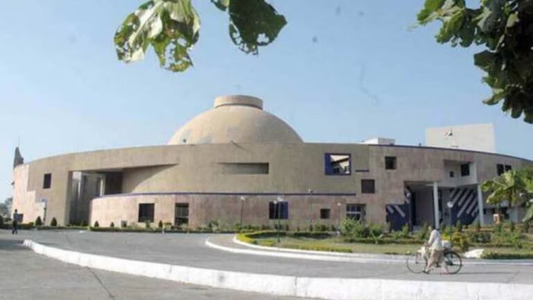 MP News: संस्कृत में गूंजा सवाल, मध्य प्रदेश विधानसभा में हुआ ऐतिहासिक संवाद