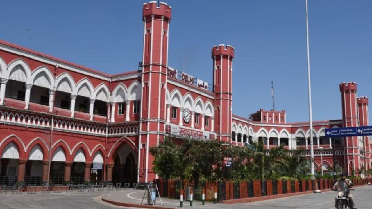 Delhi News: महाराजा अग्रसेन को मिलेगी रेलवे स्टेशन से राष्ट्रीय श्रद्धांजलि? सरकार ने उठाया बड़ा कदम