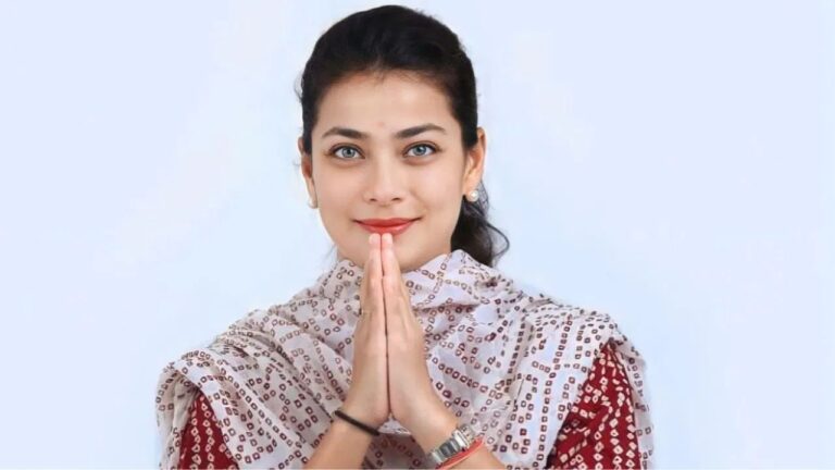 संसद में बोला 'तमाशा', अब भी कायम हैं प्रणीति शिंदे, Operation Sindoor पर उठाए सवाल