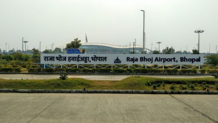 Raja Bhoj Airport: भोपाल एयरपोर्ट की हैट्रिक! तीसरी बार बना देश का नंबर वन, जानिए कौन-सी सुविधाएं रहीं खास