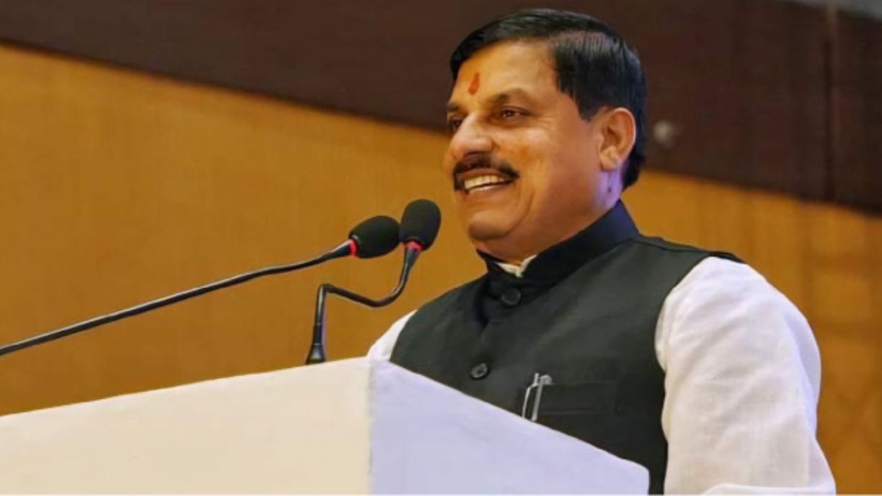 MP News: सीएम मोहन यादव ने मनमोहन सिंह पर कसा तंज, कहा – ज़ीरो बैलेंस का अर्थ नहीं जानते थे!